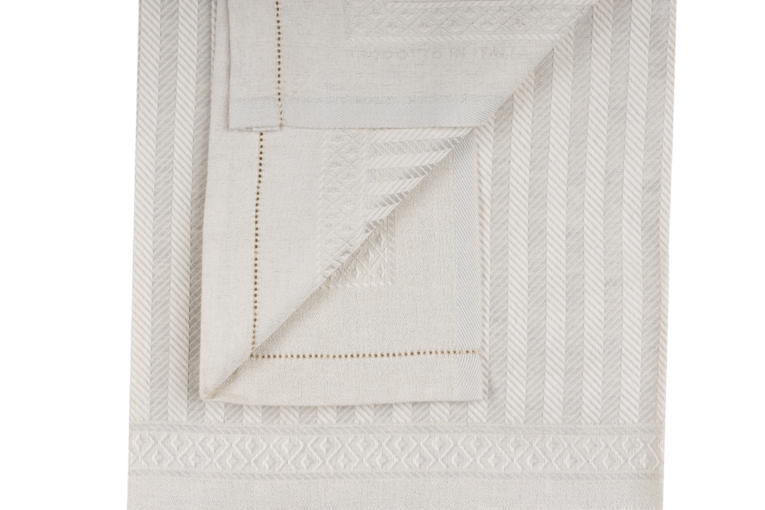 ROMANTICA GREY & WHITE LINEN GUEST TOWEL SET